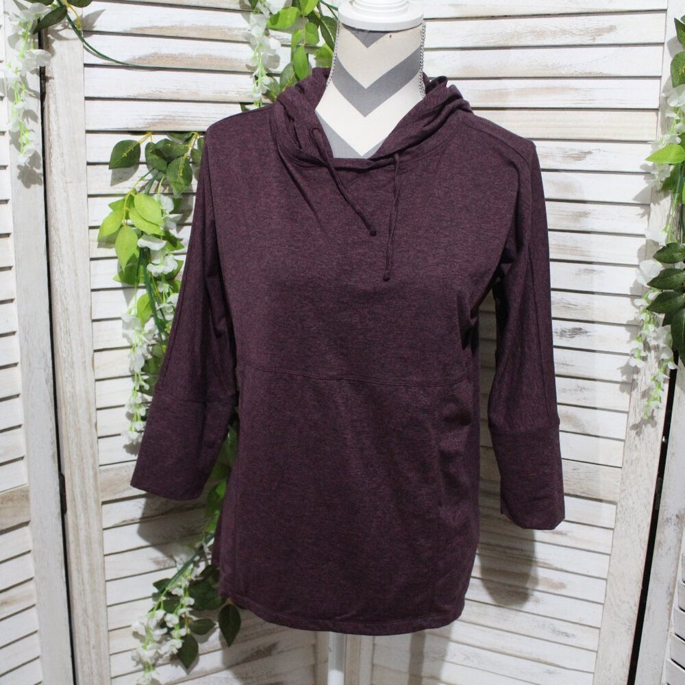 Patagonia plum hooded light pullover (1458)